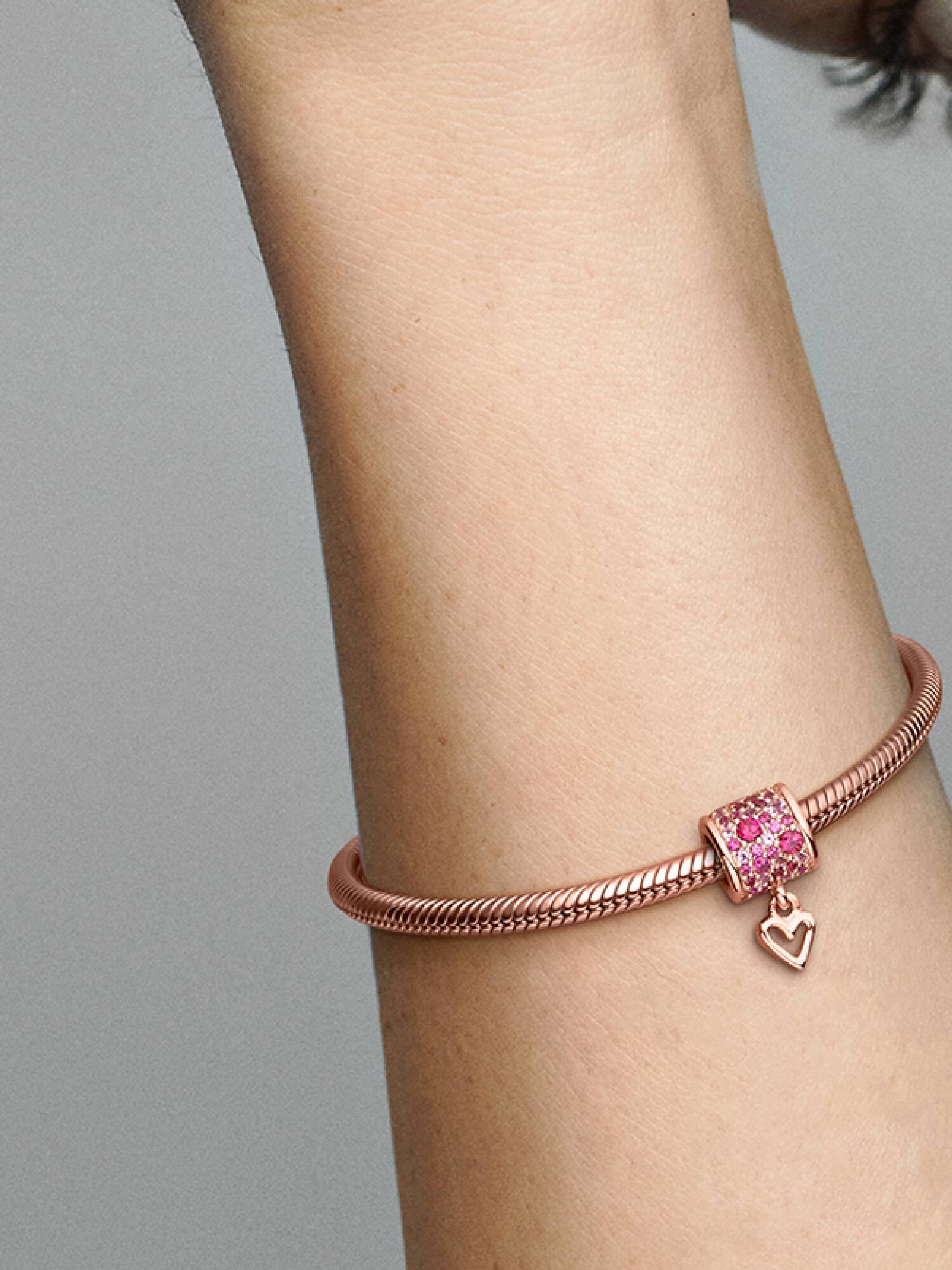 Pavé Freehand Heart Barrel Charm