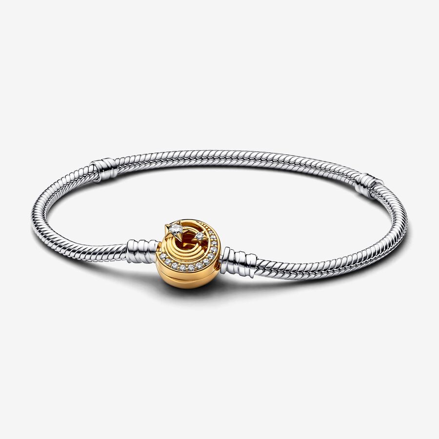 Pandora Moments Shooting Star Clasp Snake Chain Bracelet image number 0