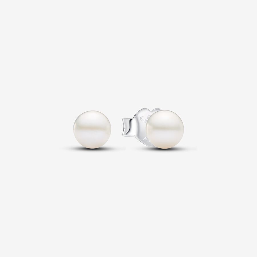 Treated Freshwater Cultured Pearl 4.5mm Stud Earrings image number 0