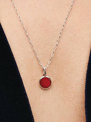 Red Murano Glass Engravable Mini Medallion Charm
