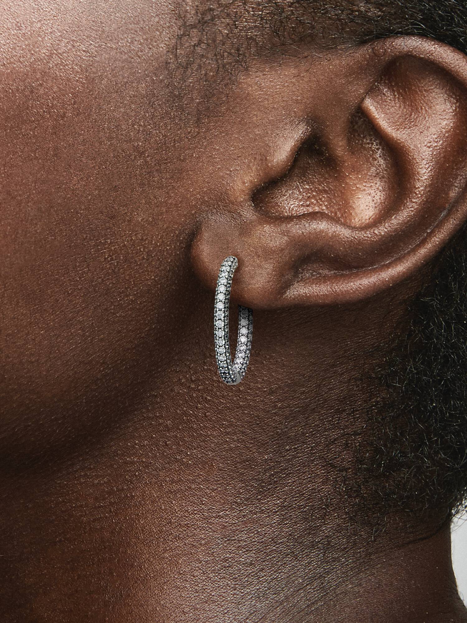 Pandora Timeless Pavé 璀璨耳環圈