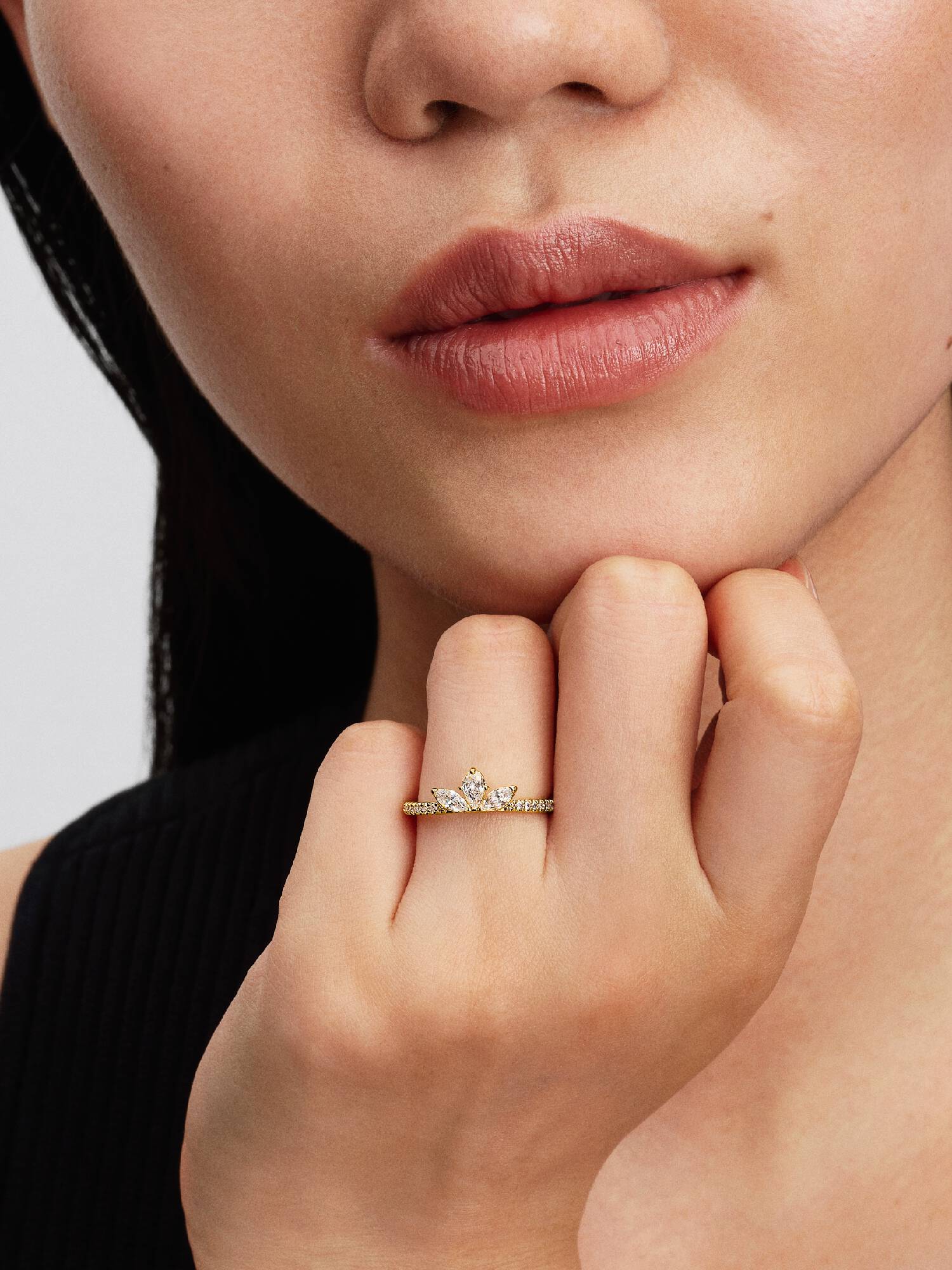 Sparkling Herbarium Cluster Ring
