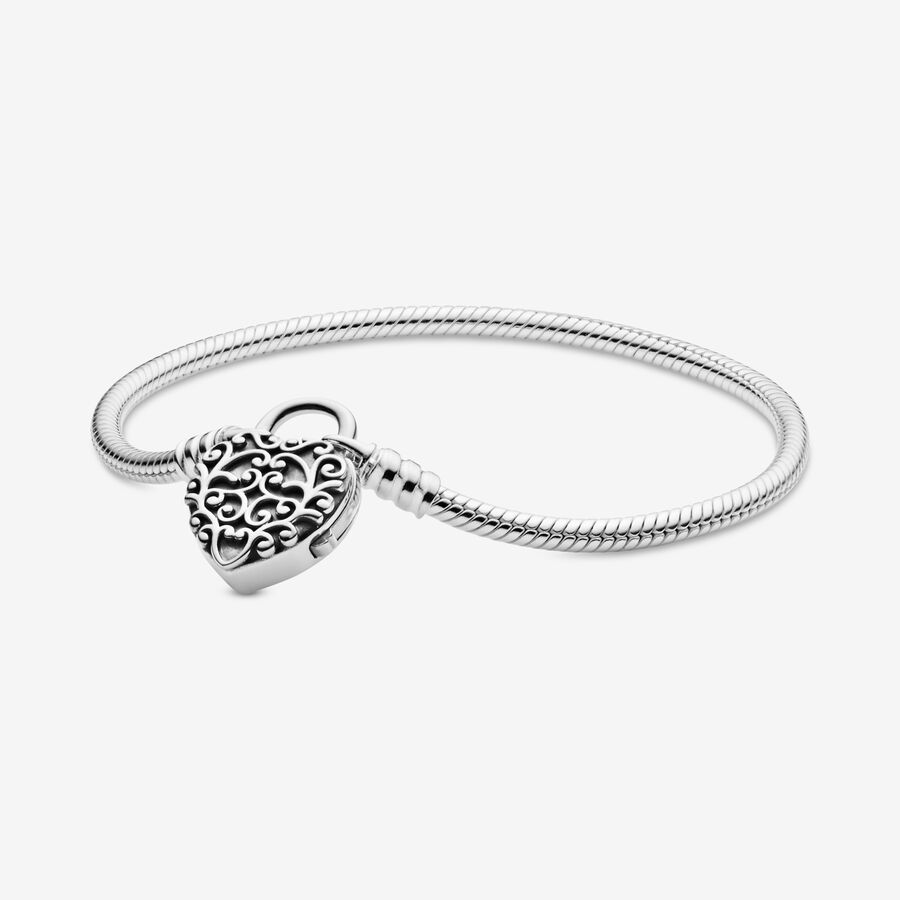 Pandora Moments Regal Heart Padlock Clasp Snake Chain Bracelet image number 0