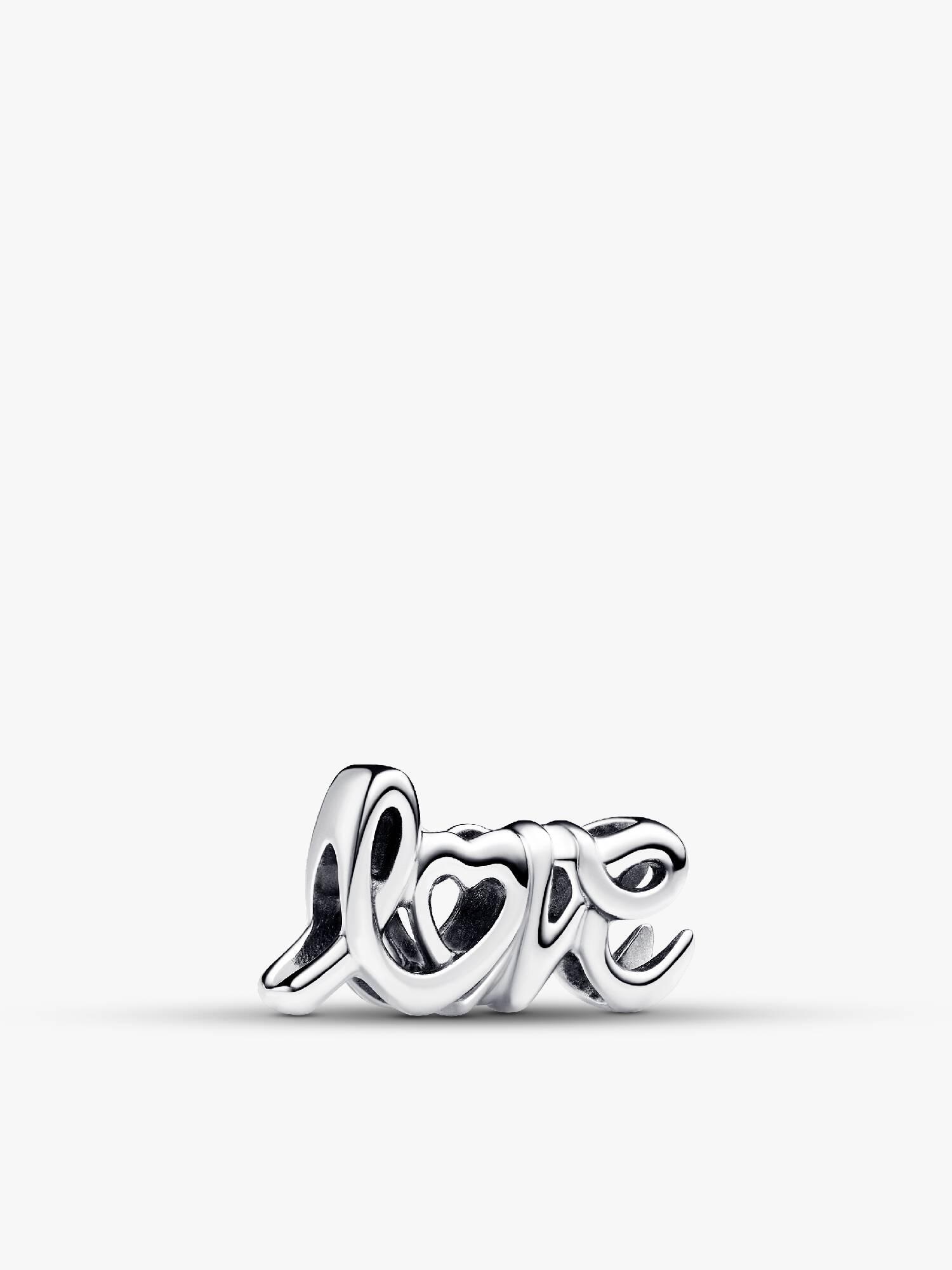手寫體「Love」字樣串飾
