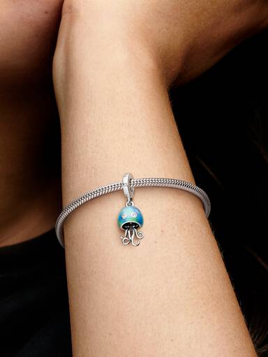 Colour-changing Jellyfish Dangle Charm