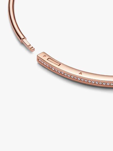 Pandora Signature I-D 密鑲寶石手鐲