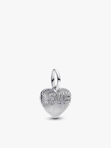 Engravable Love Heart Necklace Set