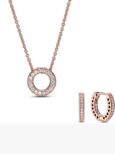 Pandora Signature 密鑲寶石珠寶套裝