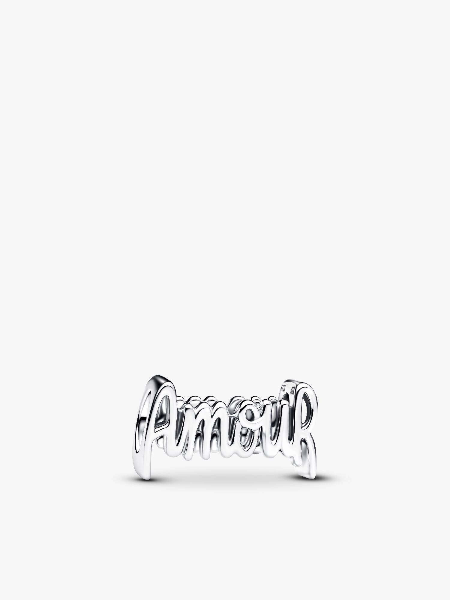 「Amour」字樣串飾