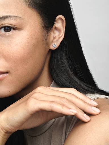 Gingko Leaf Sparkling Stud Earrings