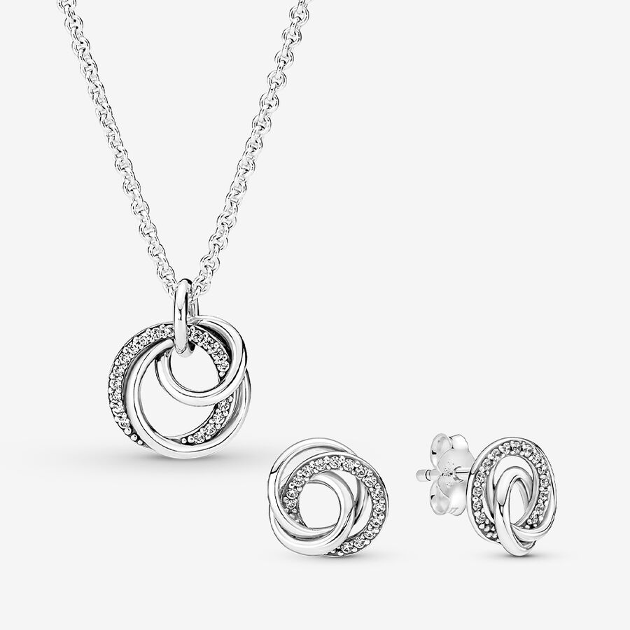 Family Circle Jewelry Set image number 0