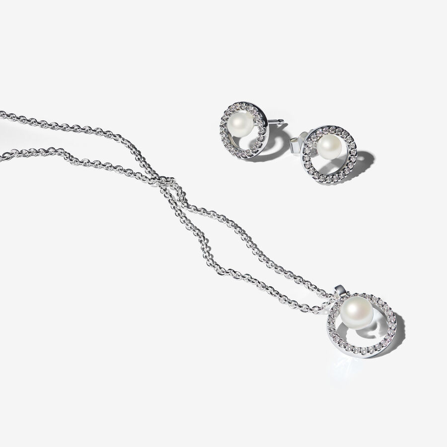 Treated Freshwater Cultyred Pearl & Pave Jewellery Gift Set image number 0