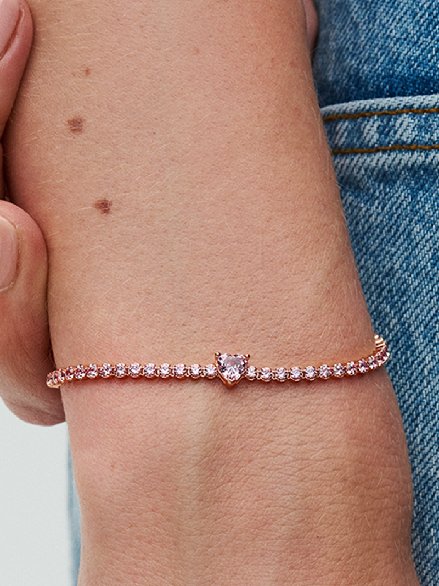 Sparkling Heart Tennis Bracelet | Rose gold plated | Pandora HK
