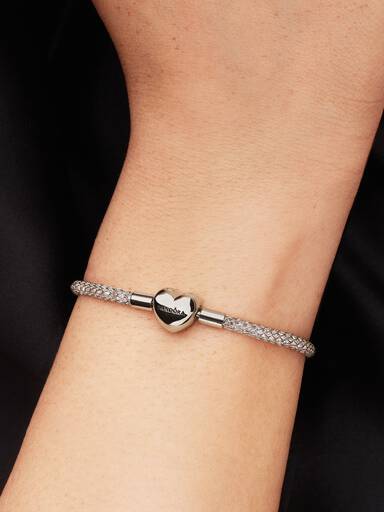 Heart Clasp Sparkling Mesh Bracelet