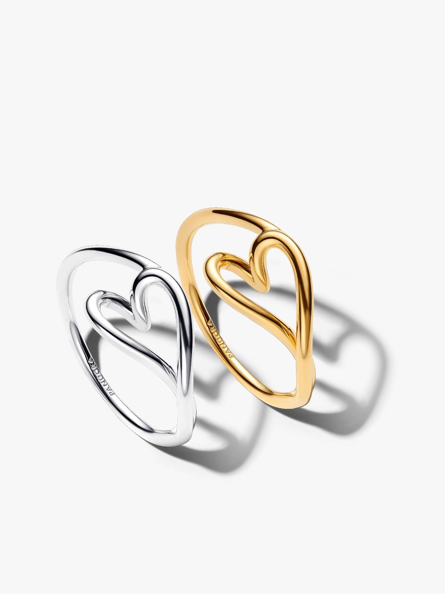 ESSENCE Shaped Heart Small Couple Ring Set